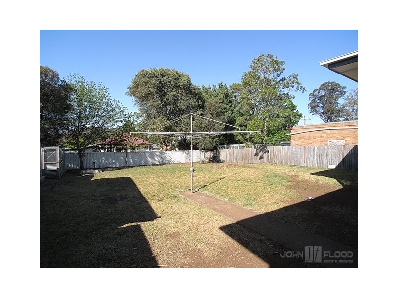 12 Manning Street, Muswellbrook NSW 2333