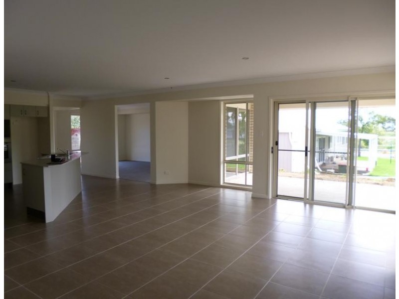 64 St Andrews Street, Aberdeen NSW 2336