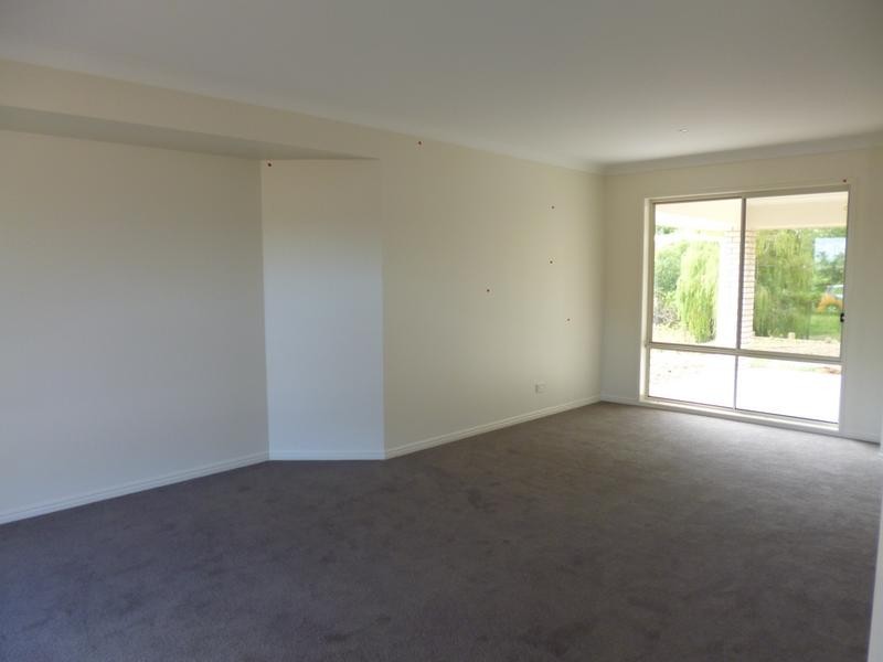 64 St Andrews Street, Aberdeen NSW 2336