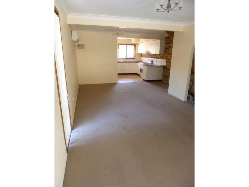 12/1 McClintock Drive, Muswellbrook NSW 2333