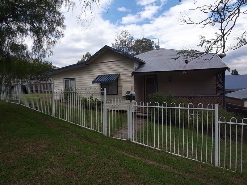 21 Sowerby Street, Muswellbrook NSW 2333