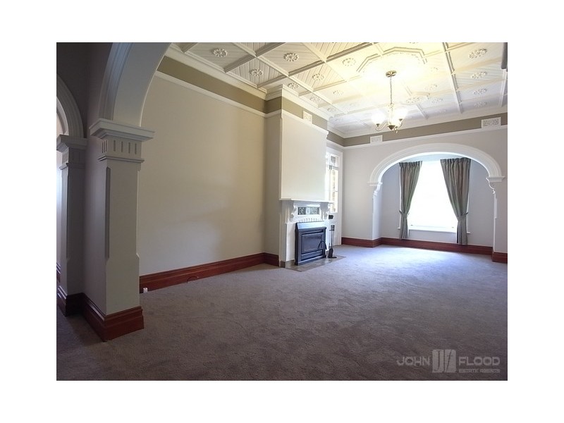 8 Mitchell Street, Muswellbrook NSW 2333