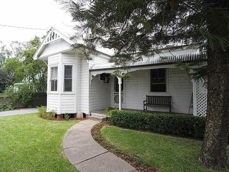 10 Bligh Street, Muswellbrook NSW 2333