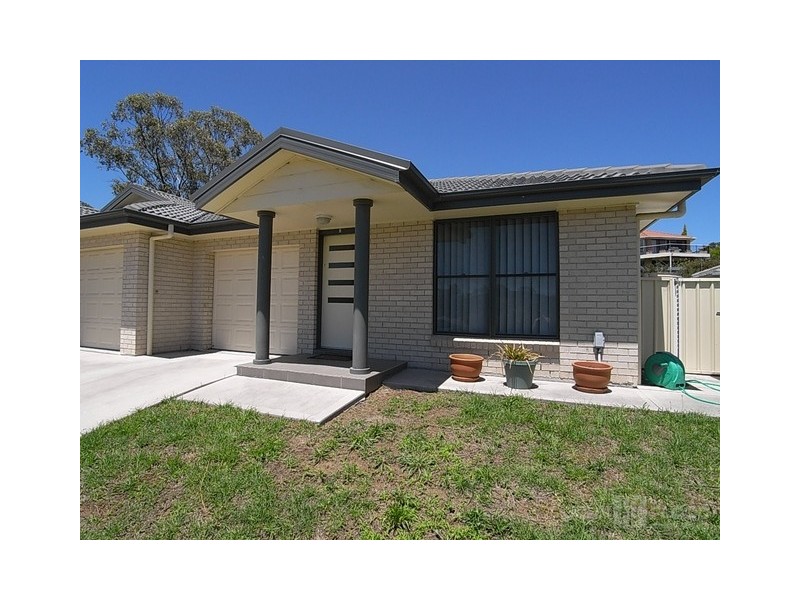 2/21 Bimbadeen Drive, Muswellbrook NSW 2333