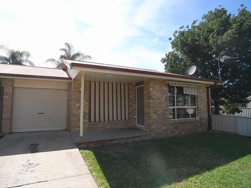 2/22 Honey Suckle Crescent, Scone NSW 2337