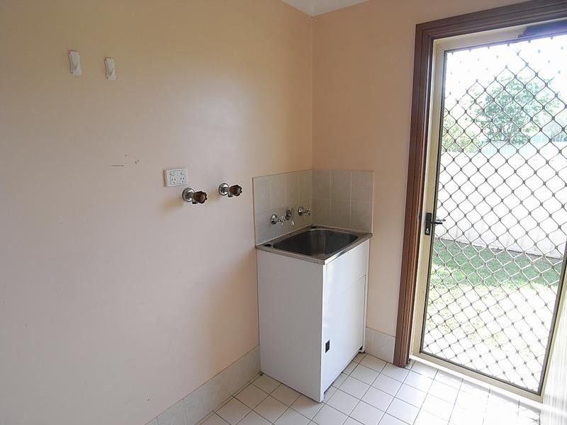 2/22 Honey Suckle Crescent, Scone NSW 2337