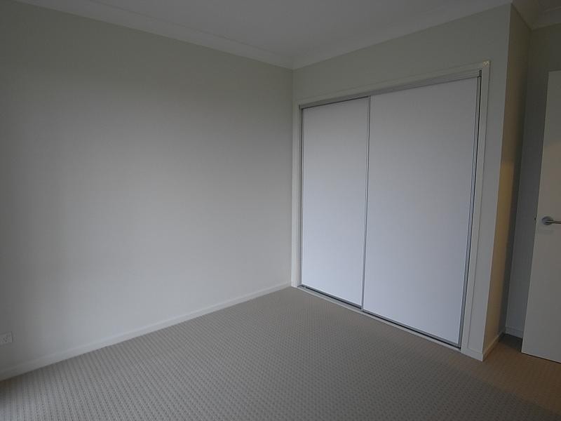 16a & b Chivers Cct, Muswellbrook NSW 2333