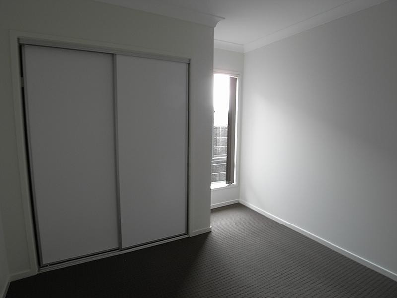 16a & b Chivers Cct, Muswellbrook NSW 2333