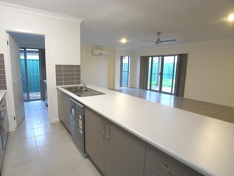 16a & b Chivers Cct, Muswellbrook NSW 2333