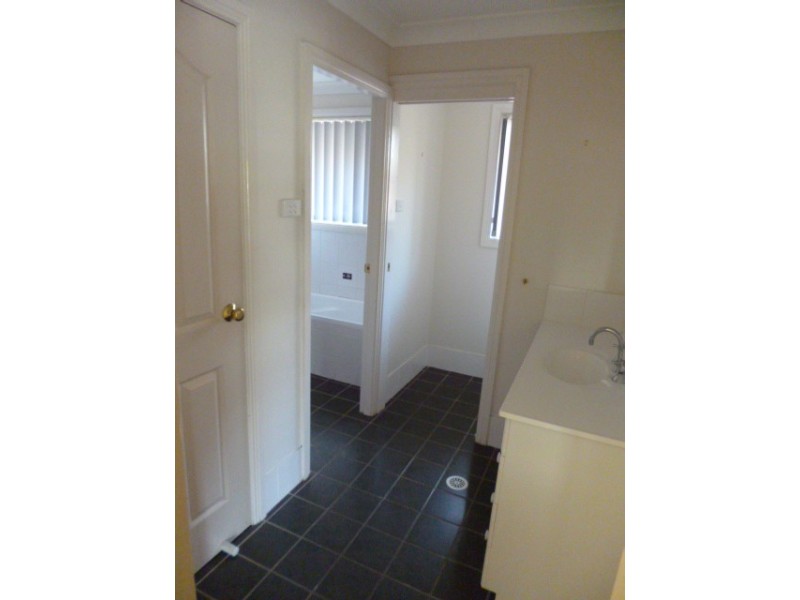 4 Bloodwood Rd, Muswellbrook NSW 2333