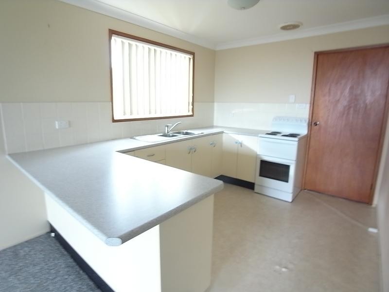 2/104 Bedford Street, Aberdeen NSW 2336