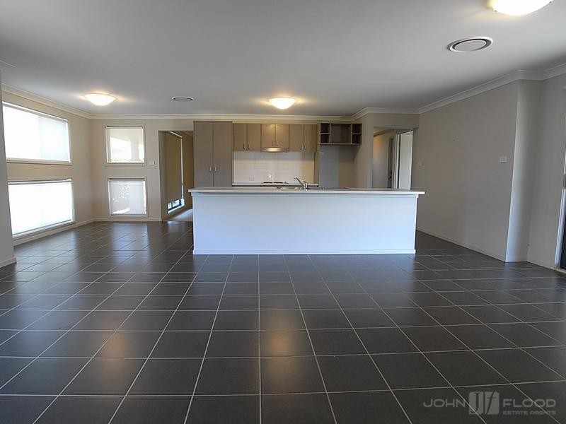 11 Wanaruah Circuit, Muswellbrook NSW 2333