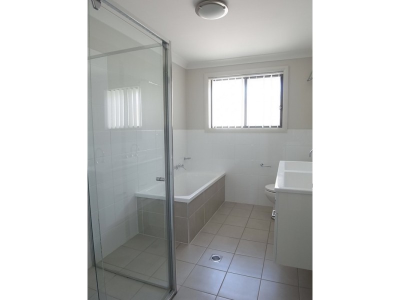 B/4 Finnegan Crescent, Muswellbrook NSW 2333