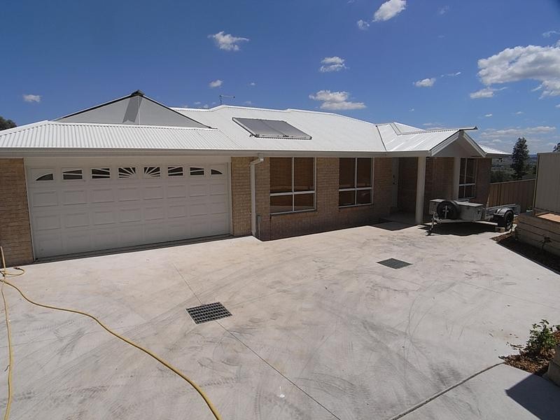 2/166 Queen Street, Muswellbrook NSW 2333