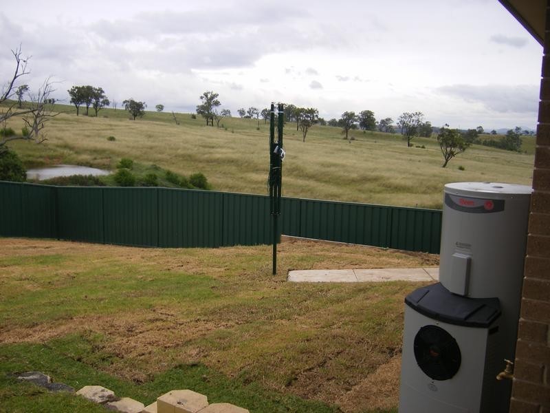 22 Chivers Cct., Muswellbrook NSW 2333