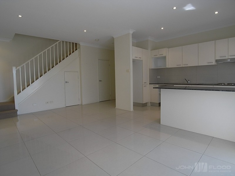 9/15 Lofberg Circuit, Muswellbrook NSW 2333