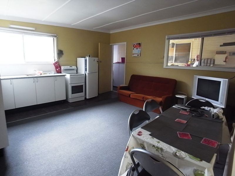 1/11 Mount Street, Aberdeen NSW 2336