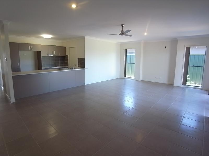 16b Chivers Circuit, Muswellbrook NSW 2333