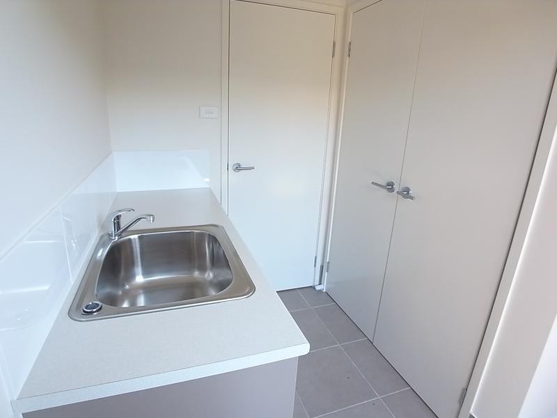 16b Chivers Circuit, Muswellbrook NSW 2333