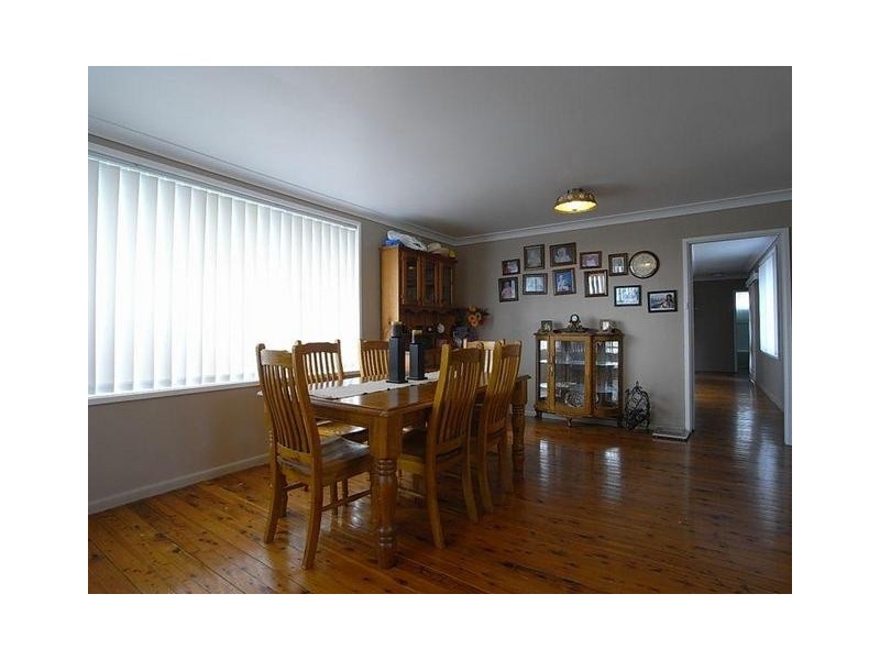 2 Midanga Avenue, Muswellbrook NSW 2333