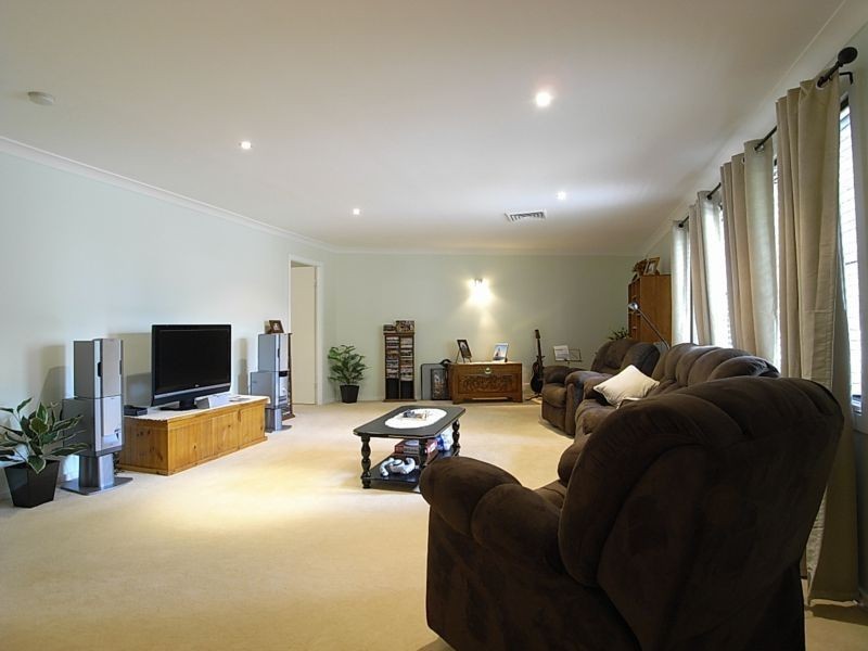 4 Midanga Avenue, Muswellbrook NSW 2333