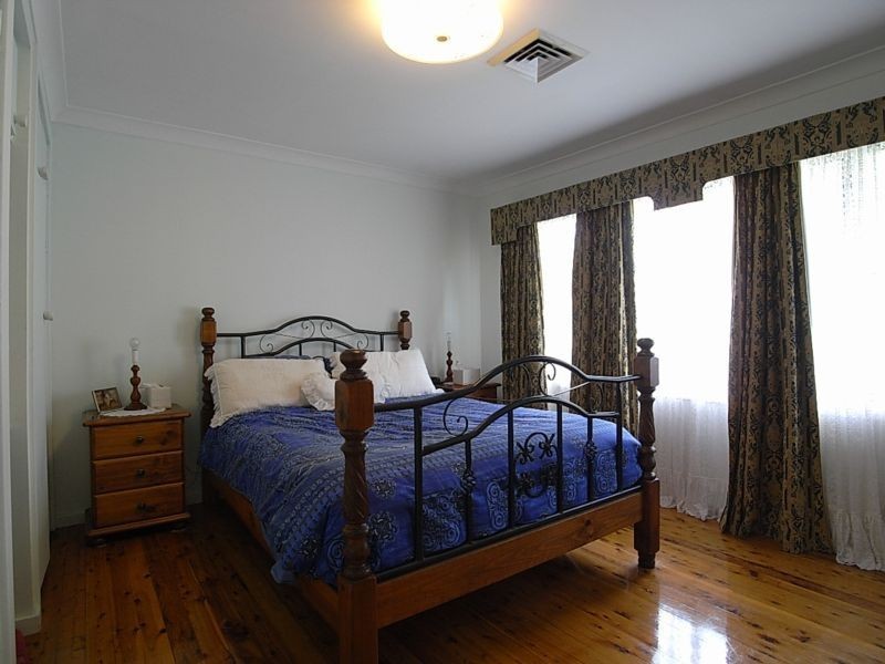 4 Midanga Avenue, Muswellbrook NSW 2333