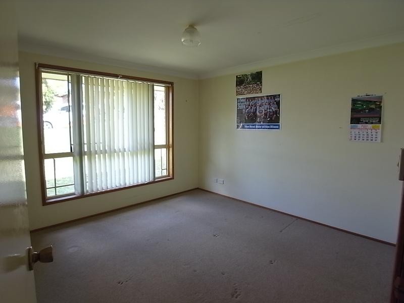 8 Peppermint Rd, Muswellbrook NSW 2333