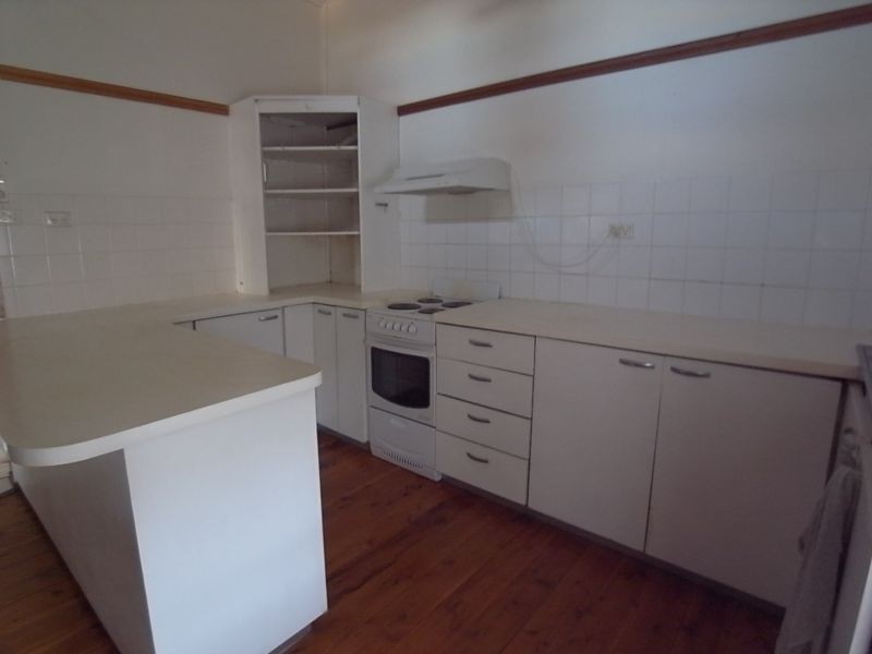 12 Skellatar Street, Muswellbrook NSW 2333