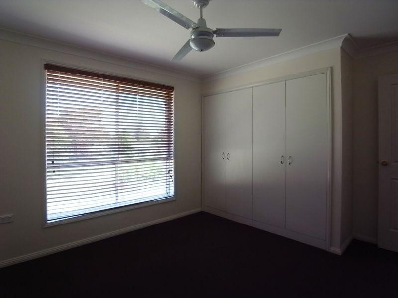 2/166 Queen Street, Muswellbrook NSW 2333