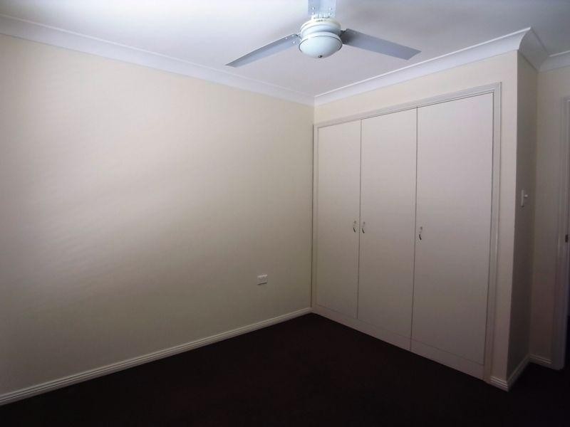 2/166 Queen Street, Muswellbrook NSW 2333