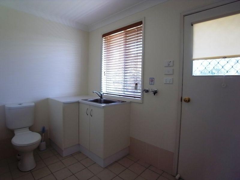 2/166 Queen Street, Muswellbrook NSW 2333