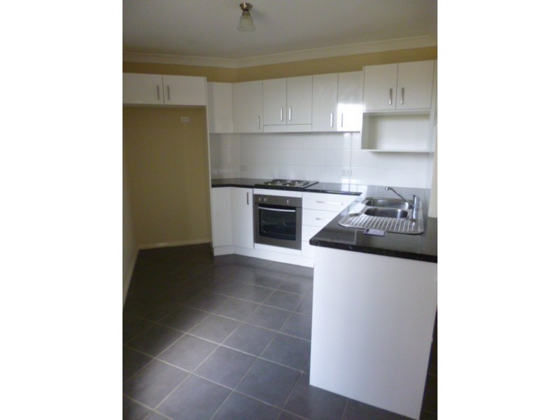 2/4 Northerly Close, Muswellbrook NSW 2333