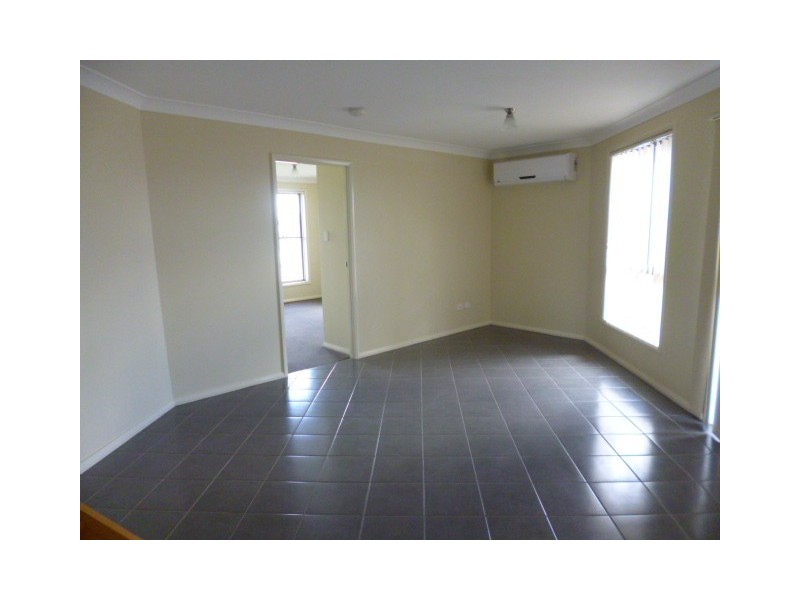 2/4 Northerly Close, Muswellbrook NSW 2333