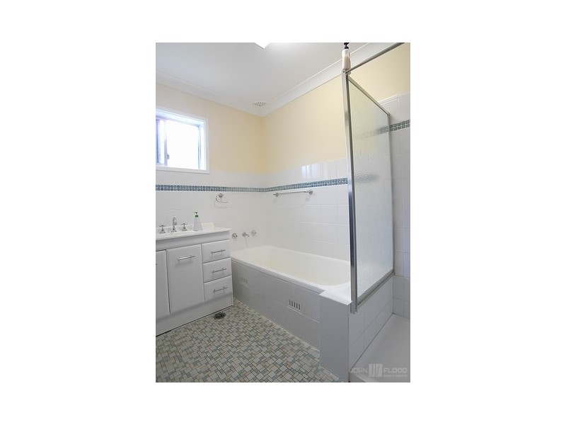 11 Barrington Street, Muswellbrook NSW 2333