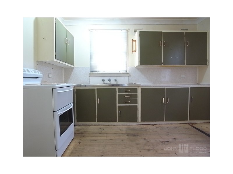 28 Tobruk Avenue, Muswellbrook NSW 2333