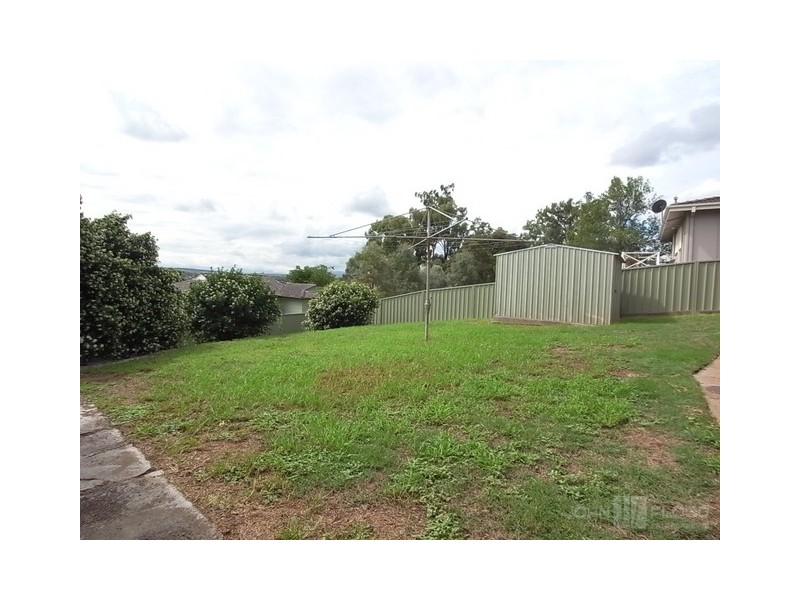 28 Tobruk Avenue, Muswellbrook NSW 2333