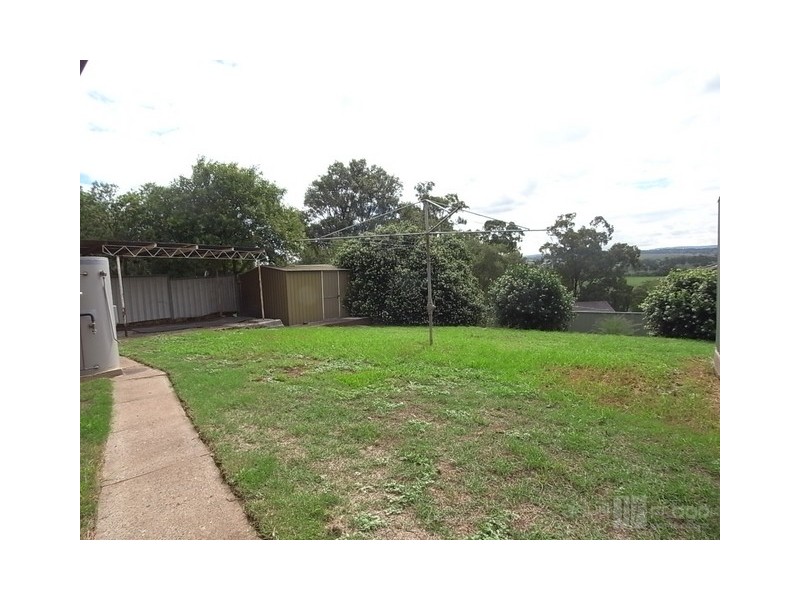 28 Tobruk Avenue, Muswellbrook NSW 2333