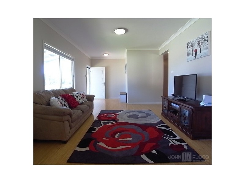 62 St Andrews Street, Aberdeen NSW 2336