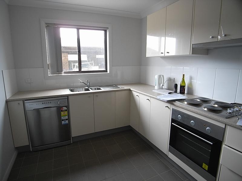6/1 McClintock Drive, Muswellbrook NSW 2333
