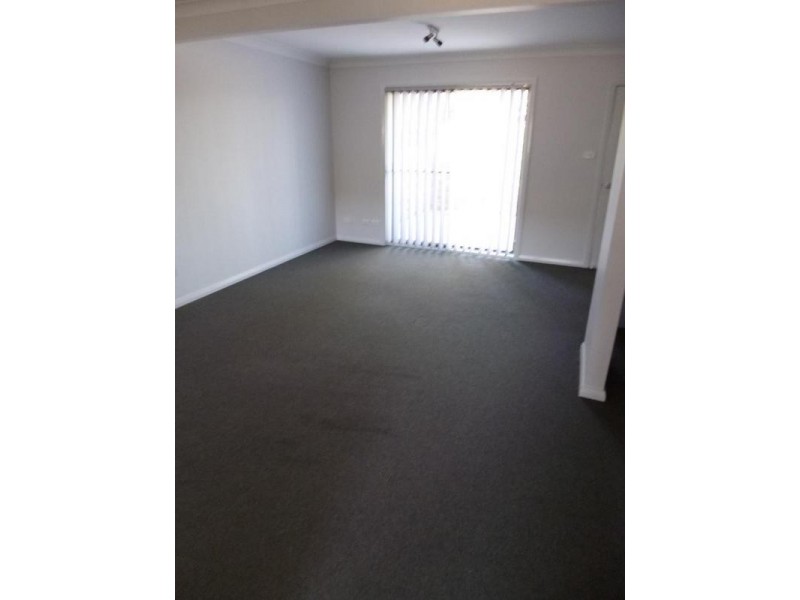 6/1 McClintock Drive, Muswellbrook NSW 2333
