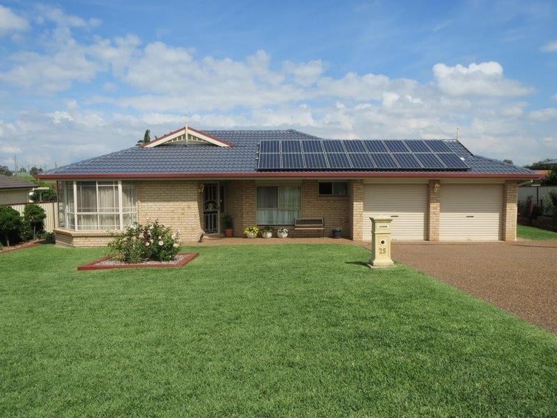 25 Gordon Street, Aberdeen NSW 2336