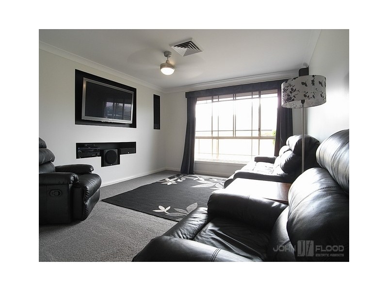 25 Gordon Street, Aberdeen NSW 2336