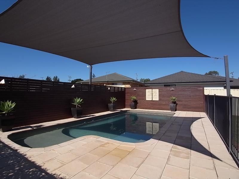 8 Silky Oak Close, Muswellbrook NSW 2333