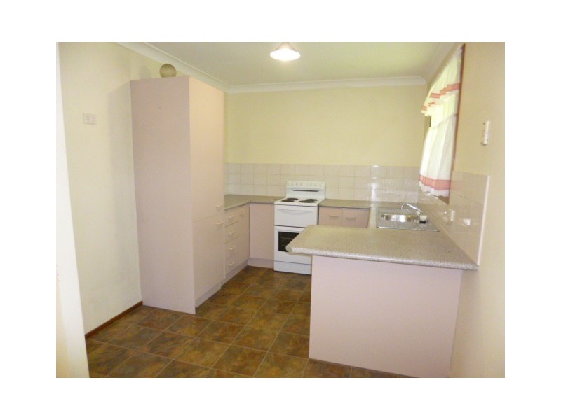 8 Peppermint Road, Muswellbrook NSW 2333