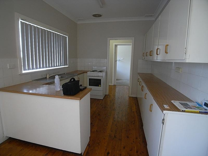 12 Cousins Street, Muswellbrook NSW 2333