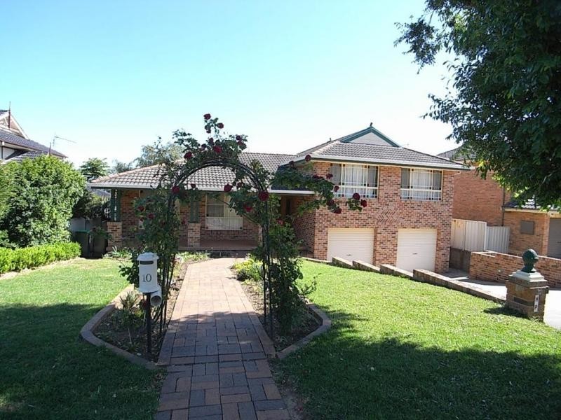 10 Bloodwood Road, Muswellbrook NSW 2333