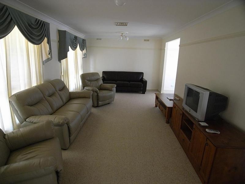 10 Bloodwood Road, Muswellbrook NSW 2333