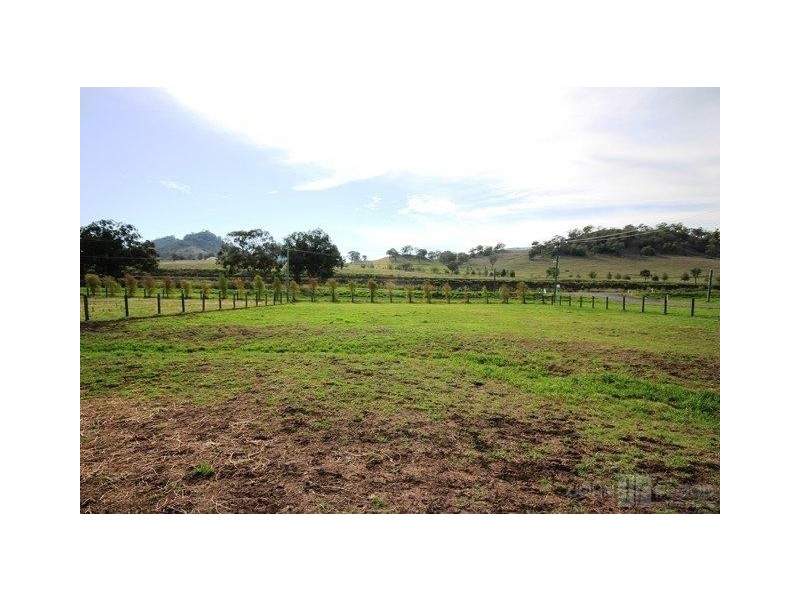 8 Vernon Street, Wingen NSW 2337