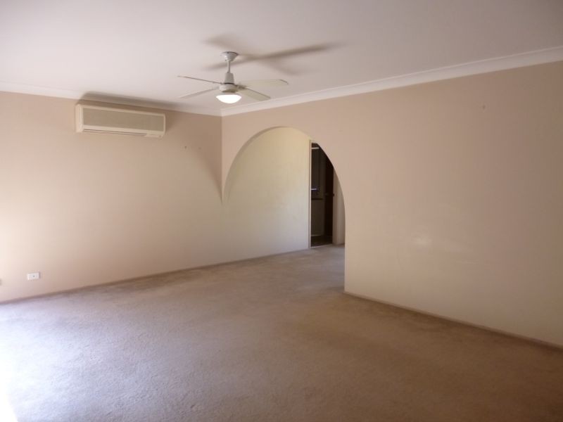 70 Calgaroo Avenue, Muswellbrook NSW 2333