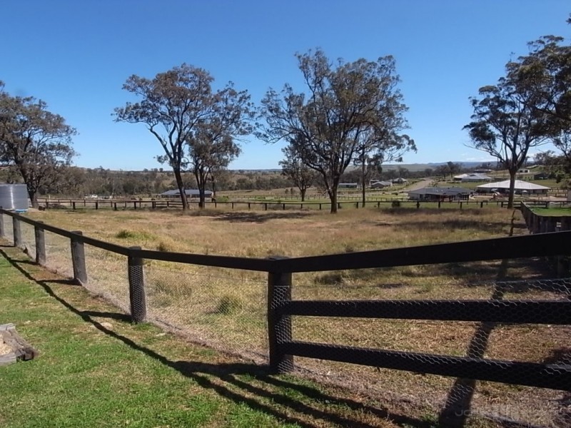 15 Jillaroo Way, Muswellbrook NSW 2333